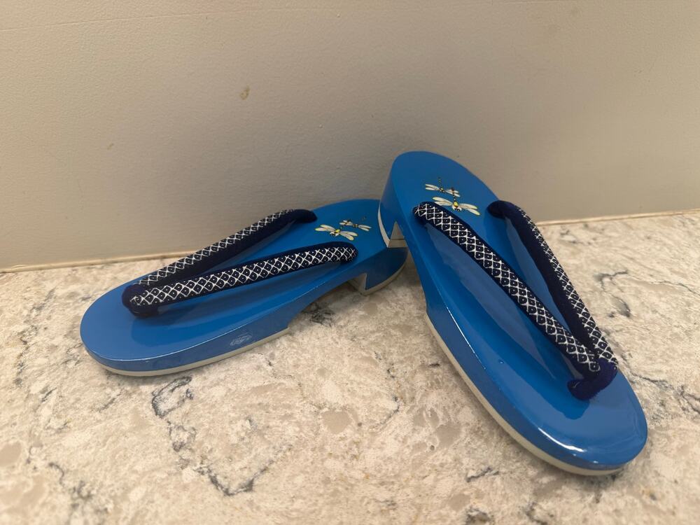Traditional Children's Japanese Zori Sandals Size 6/7 JL